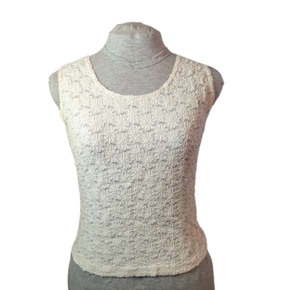 Como Vintage Tops - Fitted Cream Tank Top with Embellished Texture